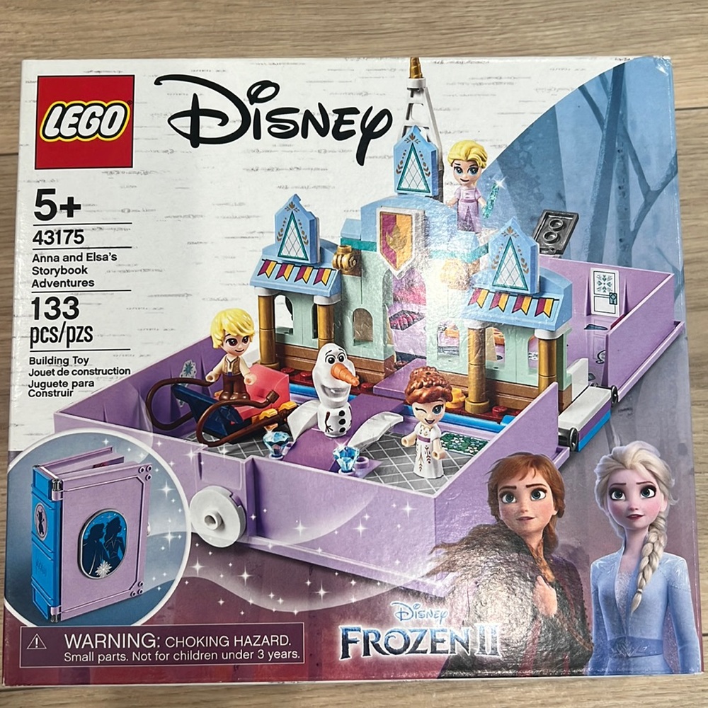 Brand NEW LEGO Disney Frozen ll Anna and Elsa’s storybook adventures 133 pieces